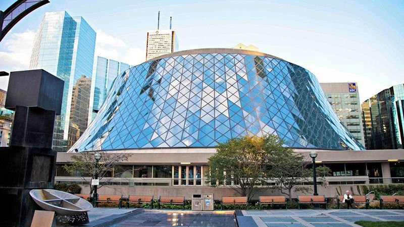 Roy Thomson Hall king west neighborhood toronto