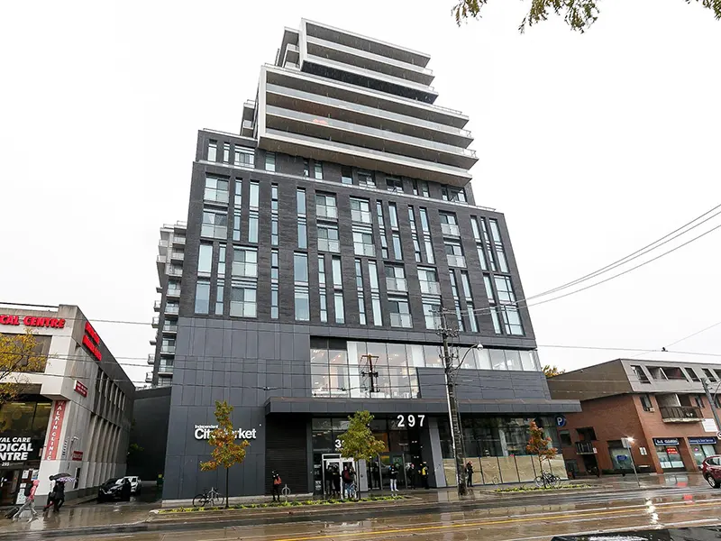 The College Condo at Spadina