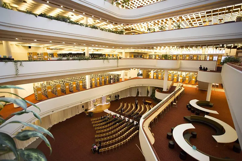 Toronto Reference Library - Best Toronto Libraries