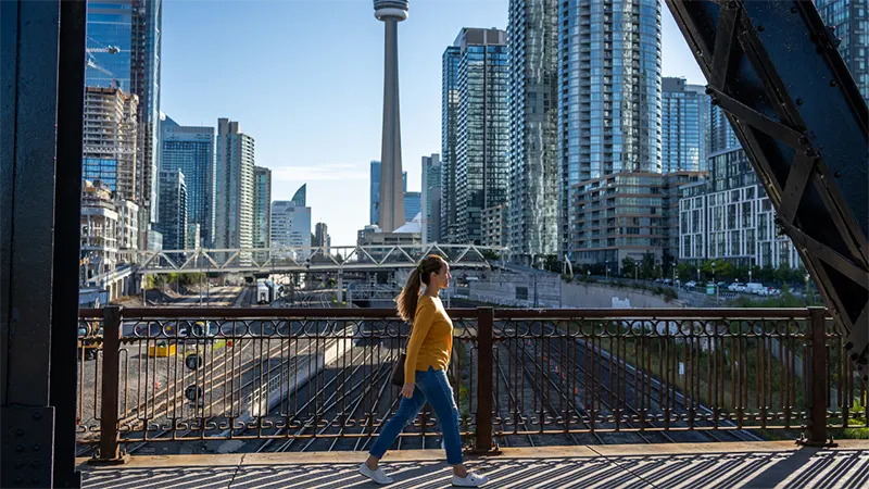 Walking - Best Way to Commute in Toronto