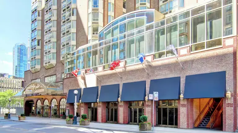 DoubleTree-by-Hilton-Toronto-Downtown