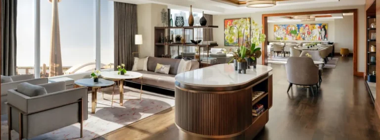 Hotels in Downtown Toronto