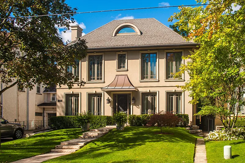 moore park neighbourhood real estate